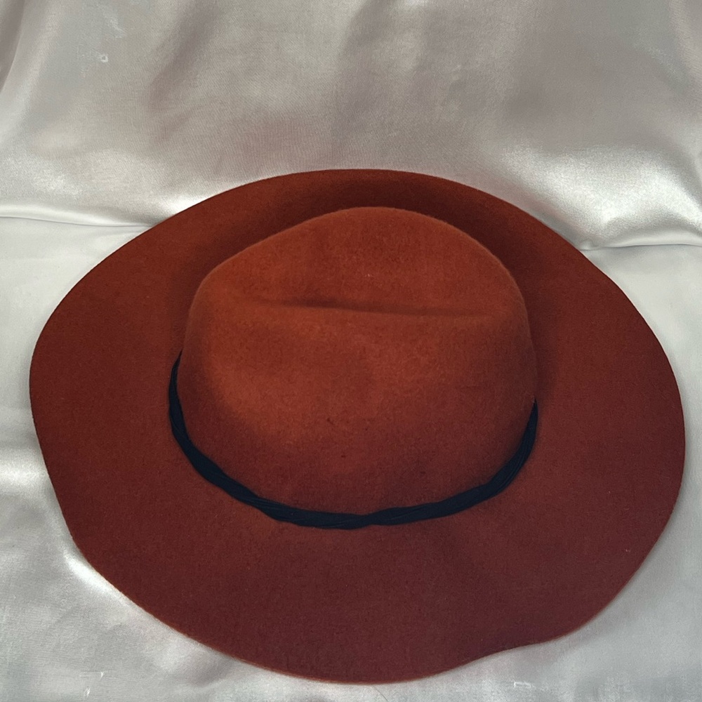 Brown bohemian hat - Picture 6 of 6